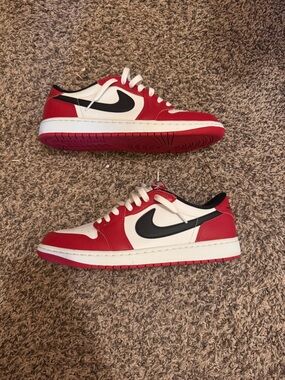 Men’s air Jordan 1 low OG “Chicago”
